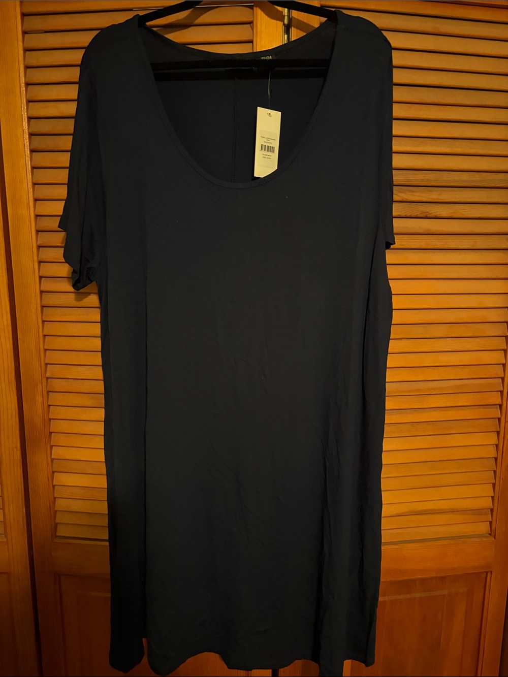 Classic Scoop Neck Tunic in Navy
